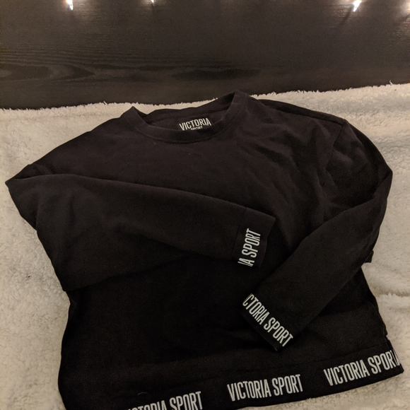 Sweatshirt - Picture 2 of 2